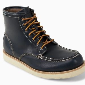 'Lumber Up' Moc Toe Boot EASTLAND